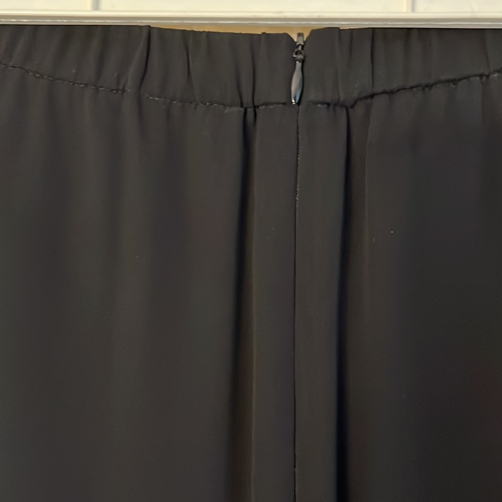 Floor length black skirt - Picture 4 of 6